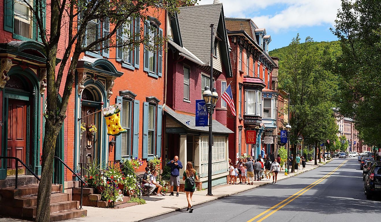 View of the historic town of Jim Thorpe (formerly Mauch Chunk) in the Lehigh Valley. Editorial credit: EQRoy / Shutterstock.com