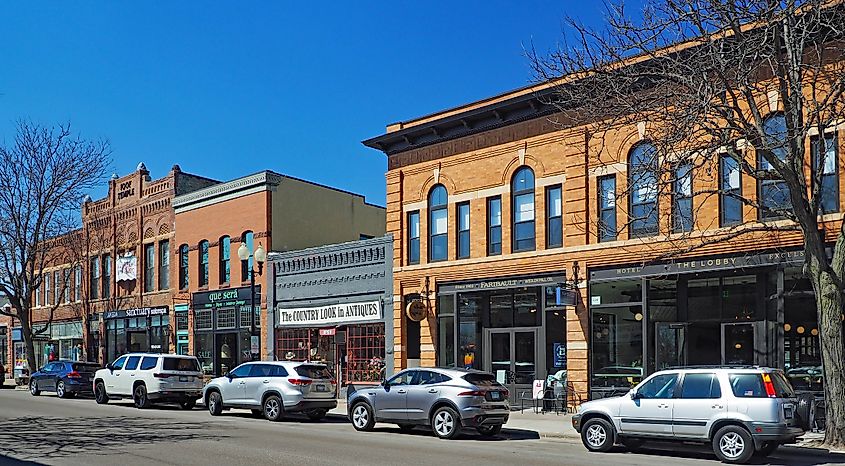 Street view in Excelsior, Minnesota