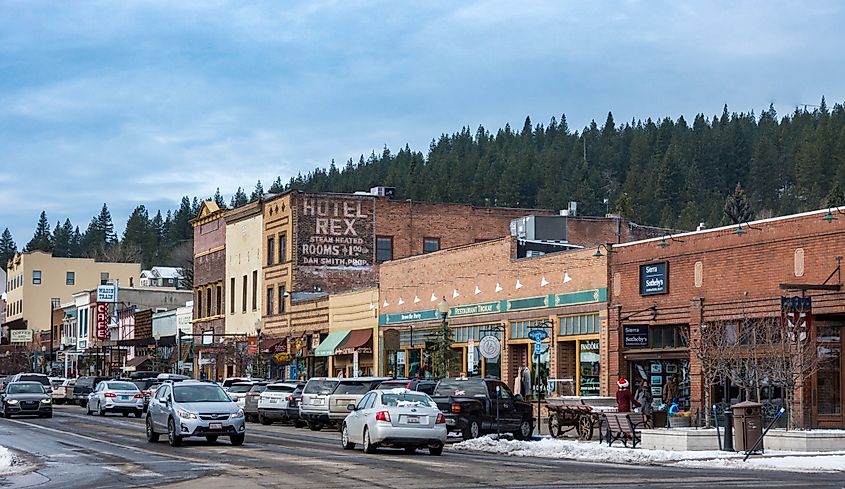 The Old Town of Truckee, on Donner Pass Road, is well known for its great restaurants, art galleries, and gift shops.