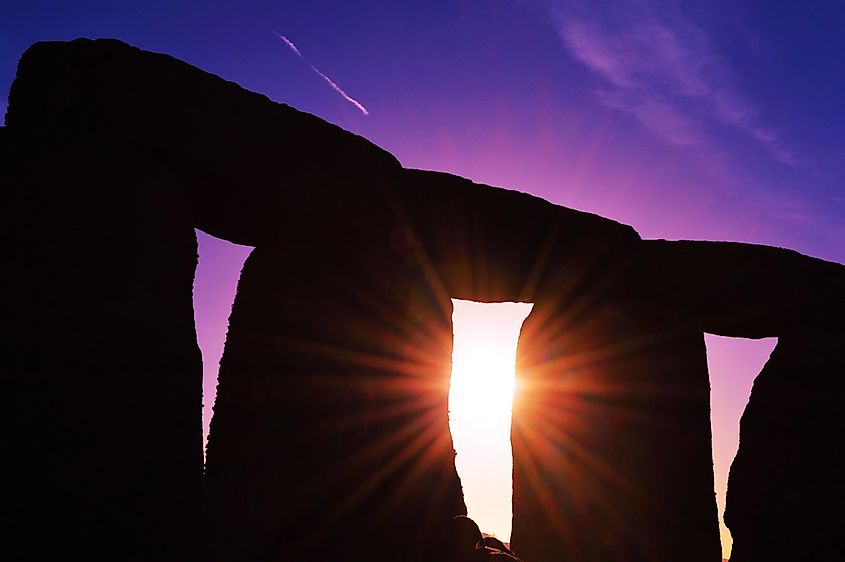 Stonehenge during the Autumn Equinox Sunrise. Image credit: Shutterstock